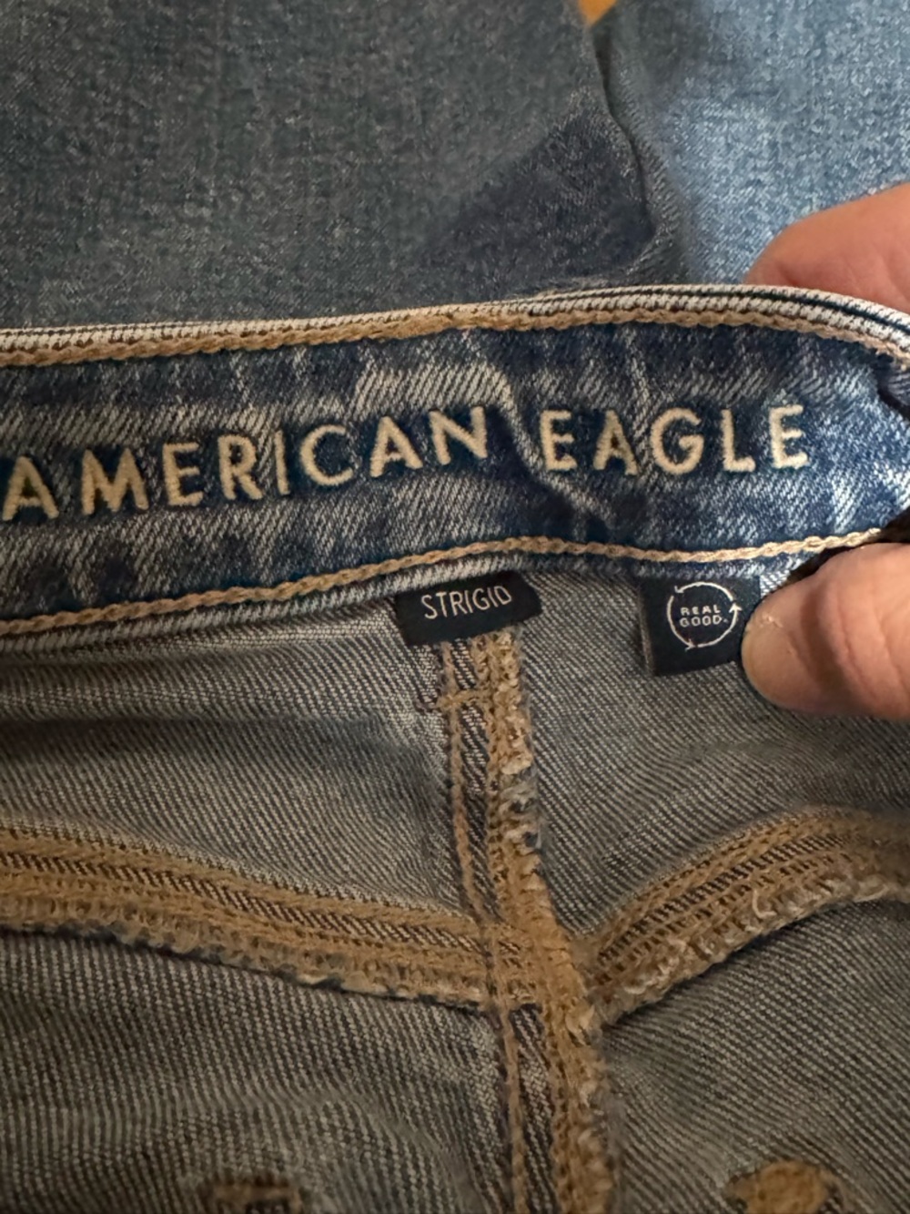 American Eagle Outfitters Women's Blue Distressed Boyfriend Jeans